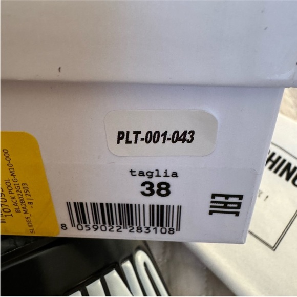 Moschino Couture Pool Slides - Picture 3 of 9